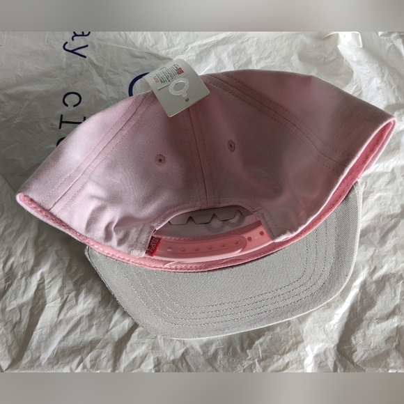 Miniso pink and grey snapback adjustable cap - Picture 7 of 7